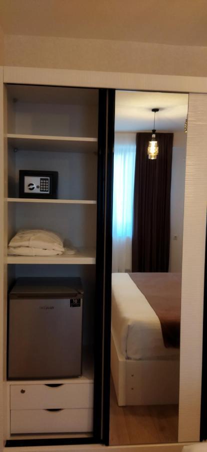 Vere Corner Hotel Tbilisi Exterior photo