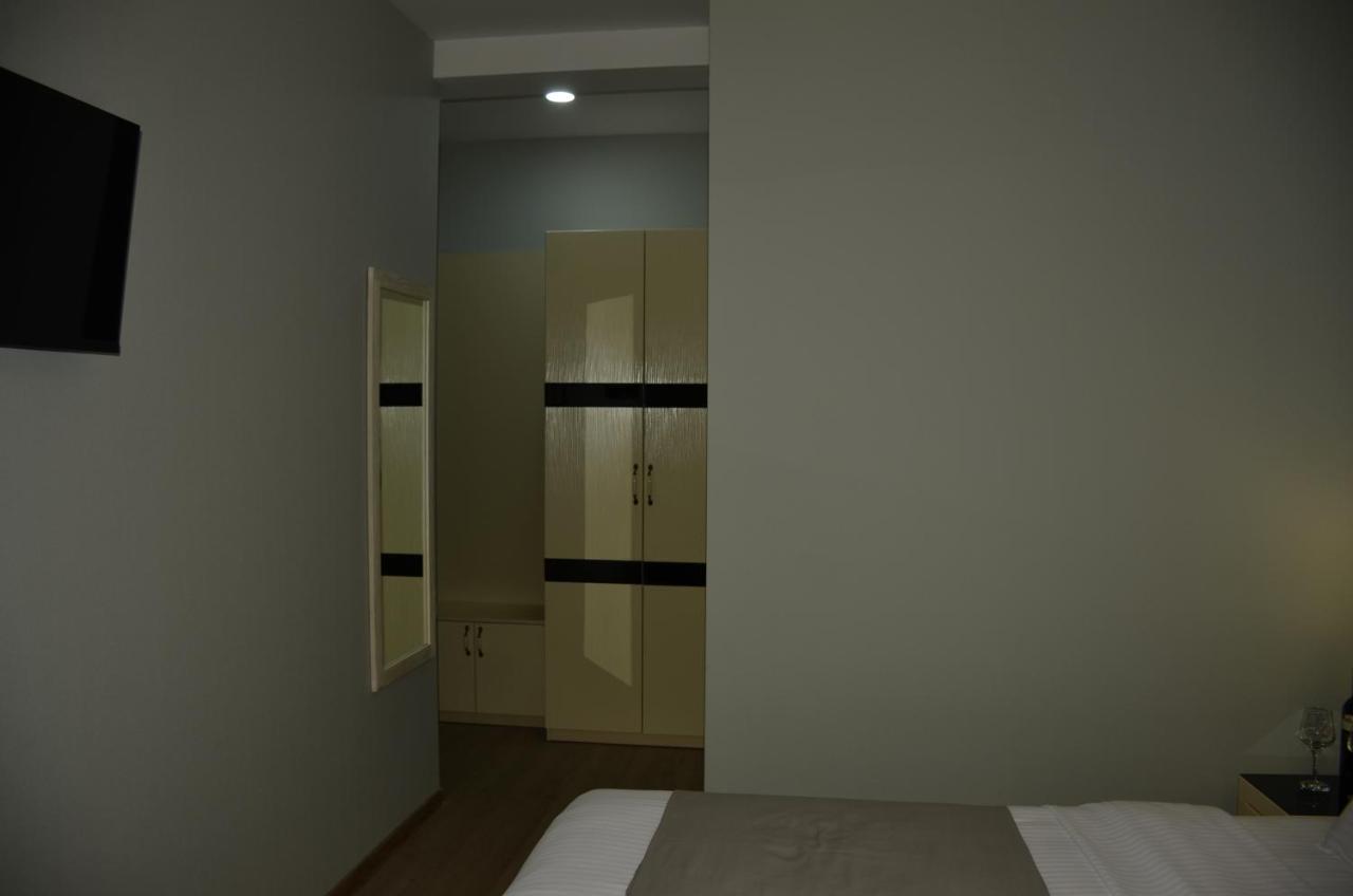 Vere Corner Hotel Tbilisi Exterior photo