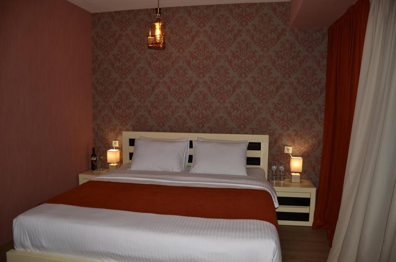 Vere Corner Hotel Tbilisi Exterior photo