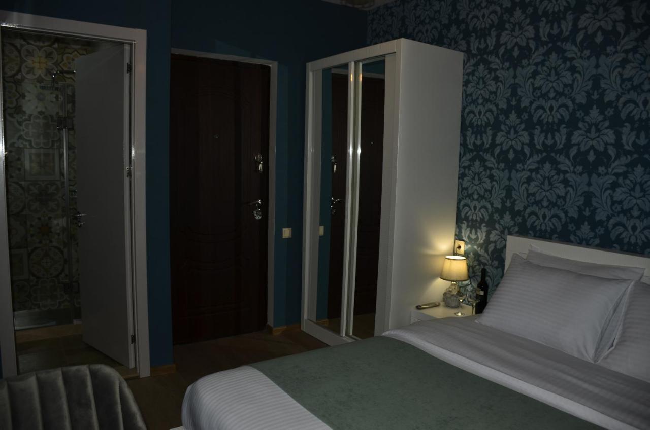 Vere Corner Hotel Tbilisi Exterior photo